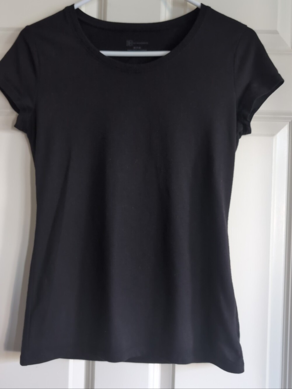 Black cotton blend fitted baby tee t-shirt in size M